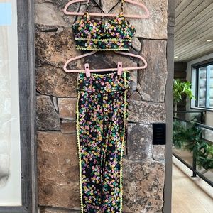 IVL Collective Flower Set Size 4